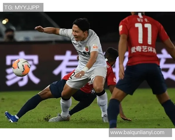 上海上港对阵重庆精彩直播全程回顾与赛后分析尽在这里